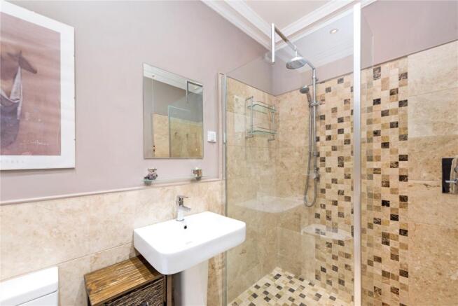 En Suite Bathroom