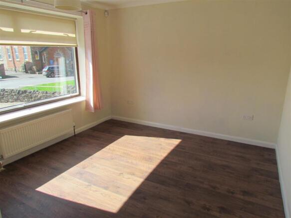 2 bed Detached Bungalow for sale Image 7
