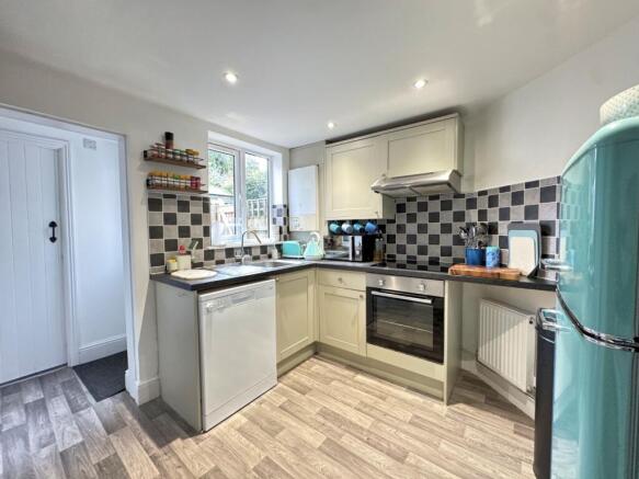 Photo 7