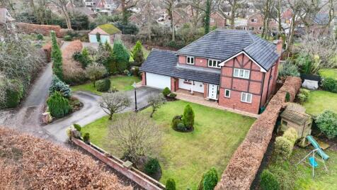 Woodside, Poynton, Stockport, Cheshire, SK12 1AQ