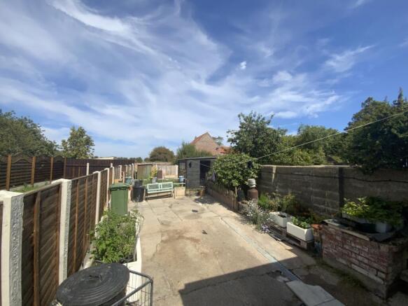 2 bed Terraced for sale Image 8
