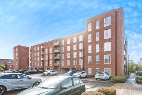 1 Strong Drive, Basingstoke, RG21