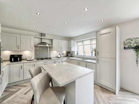 Romney Close,  Thornton, FY5 photo 4