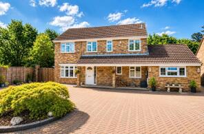 Beechwood House, Winston Avenue, Tadley RG26 3NN