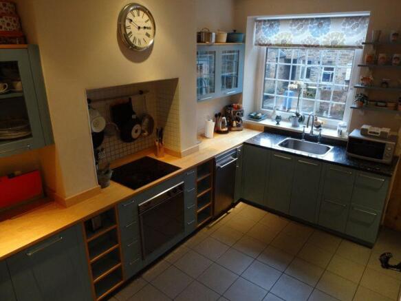 Photo 12