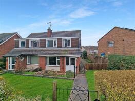 25, Blackstone Close, Plymouth PL9 8UQ