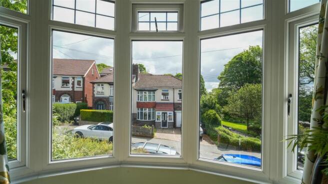 40LydgateHallCres-15.jpg