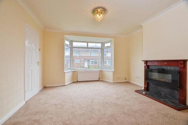 3 bed Semi-Detached for sale Image 5
