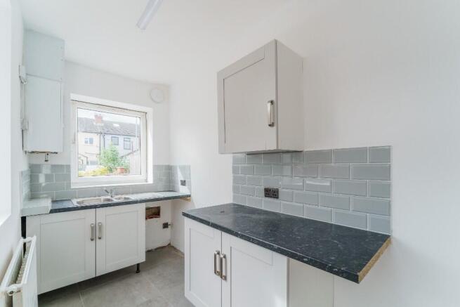 4 bed Terraced for sale Image 5