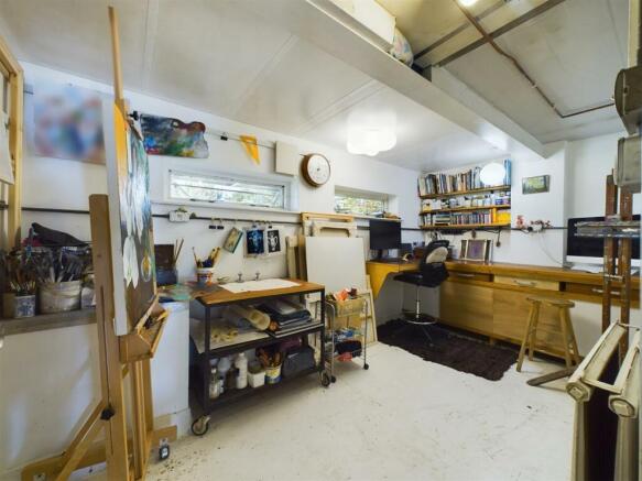 CAM01926G0-PR0081-STILL002.jpg