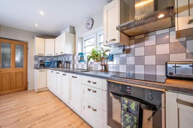 Kitchen / Breakfast Room