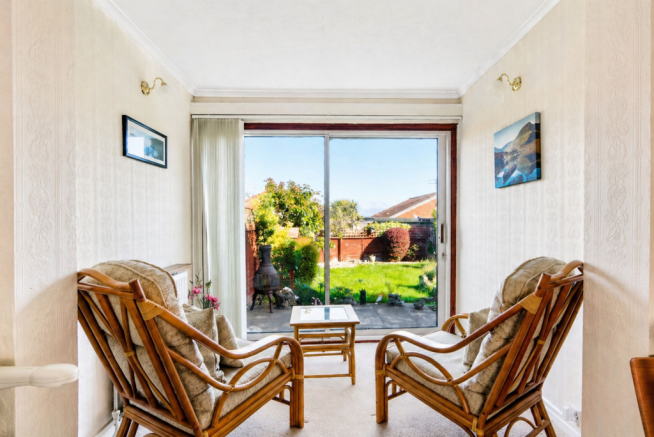 3 bed Bungalow for sale Image 8