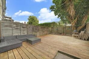Flat 5, Pevensey House, Ben Jonson Road, London E1 3NJ