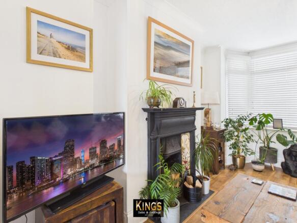 3 bed Semi-Detached for sale Image 9