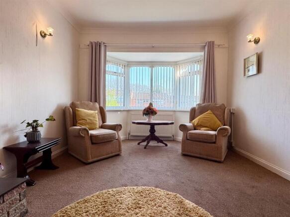 WhatsApp Image 2025-04-09 at 17.02.45_5833c962.jpg