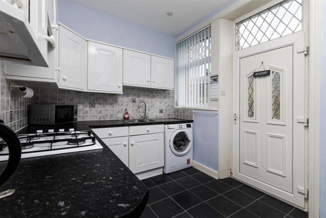2 bed Terraced for sale Image 9