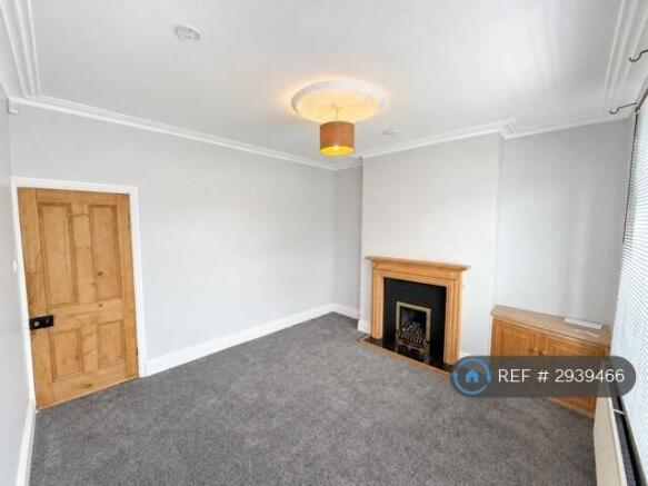 2 bed Terraced to rent in barnsley