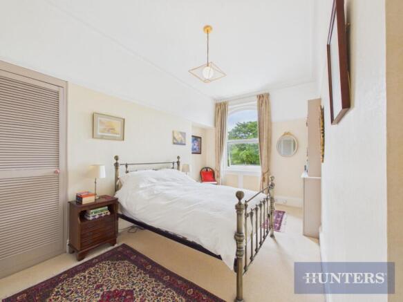 2 bed Flat for sale Image 12