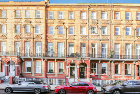 Nevern Square, Earl's Court, SW5