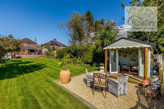 Garden to rear