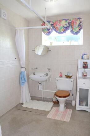 WET ROOM