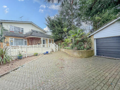 Woodpond Avenue, Hockley, SS5 4