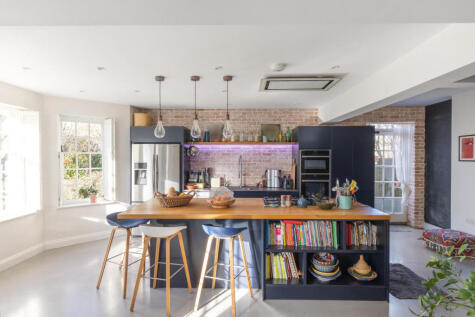 Edgehill Road, London, W13