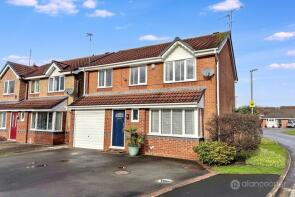 28, Launceston Drive, Nuneaton CV11 6GN