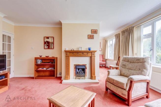 3PeterboroughDrive(Interior)-2.jpg