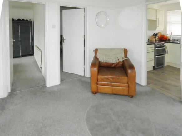 Elm Place, Rustington photo 4