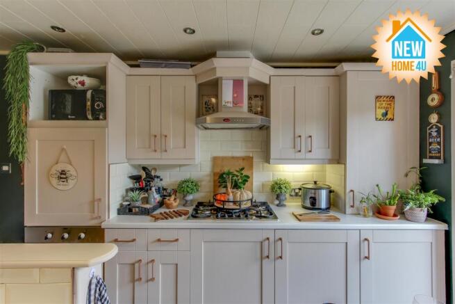 KITCHEN:
