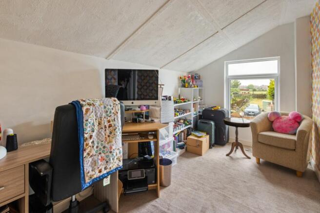 2 bed Terraced for sale Image 9