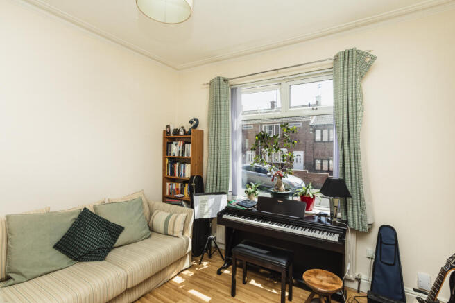 3 bed End of Terrace for sale Image 4