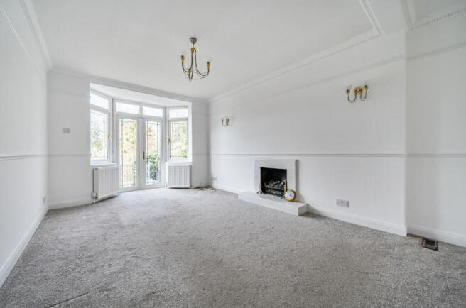 1434510-12-69c136...