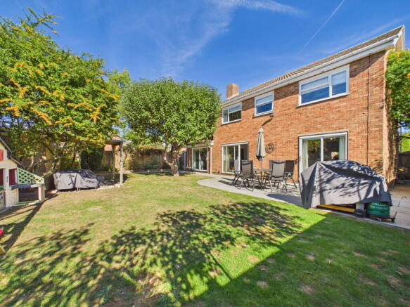 Cranbrook Drive, Maidenhead, SL6 photo 4