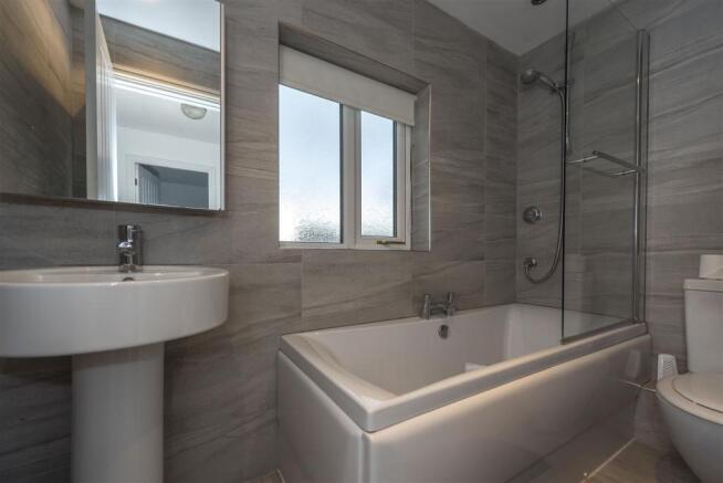 30_Alton_Close-15-6_rfbwmj.jpg
