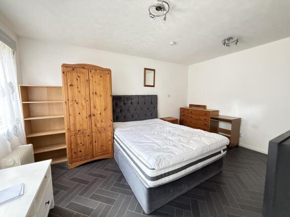 Lounge/Bedroom