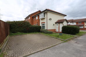 31, Harvard Close, Reading RG5 4UJ