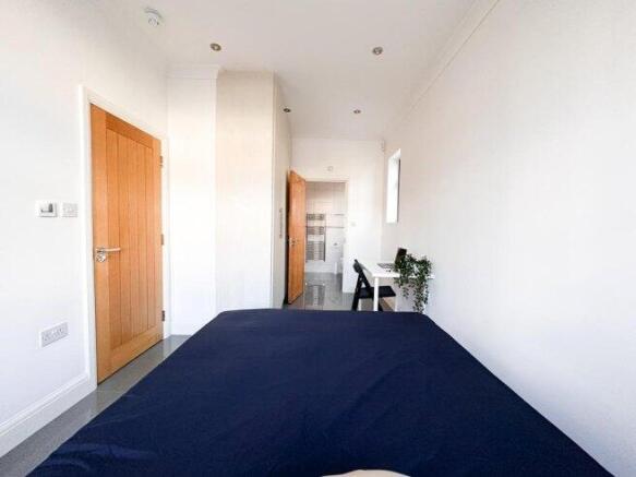 kenneth-crescent-nw2-4pt-1051309