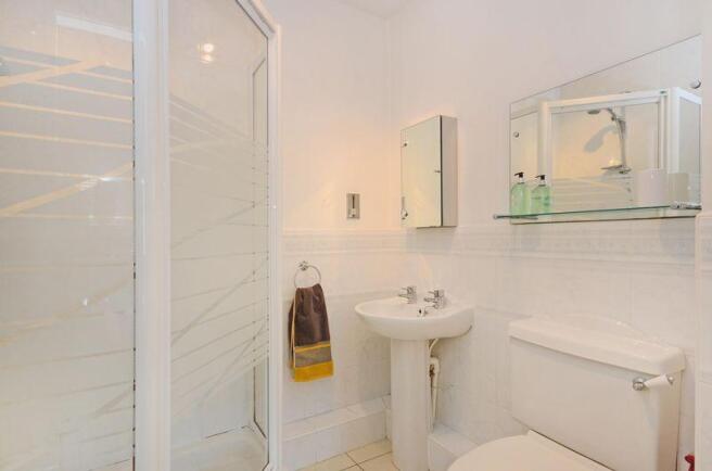 En-Suite Showe...