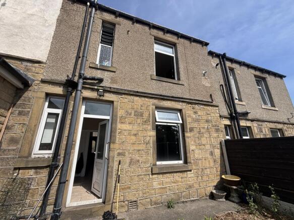 3 bed House to rent Image 12