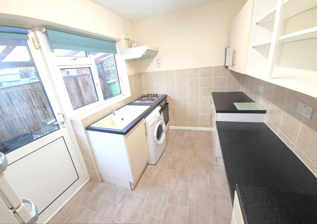 Fosters Lane, Woodley, RG5 4HH photo 4