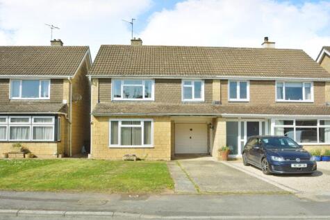 Meadow Way, South Cerney, Gloucestershire