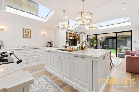 Hydethorpe Road, London, SW12