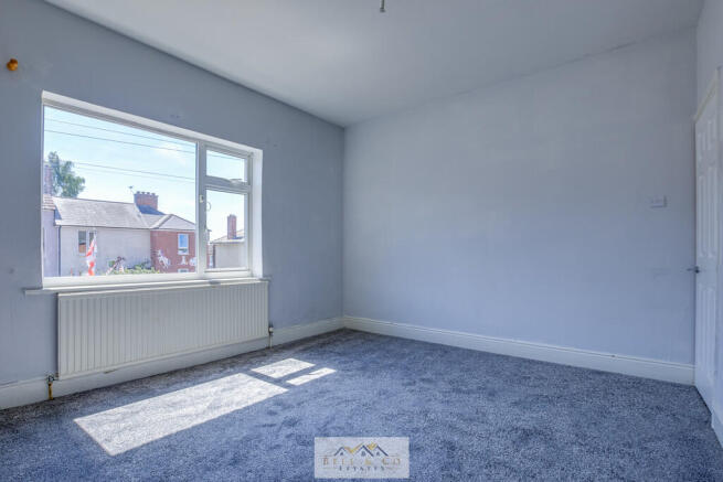 3 bed Terraced for sale Image 12