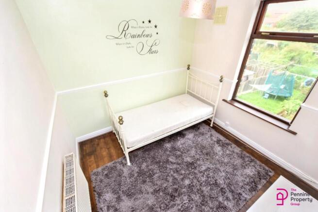 2 bed Terraced to rent Image 7