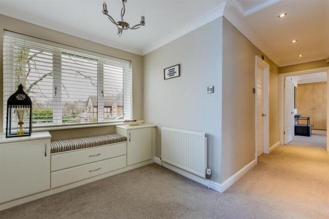 8284899-interior26-m