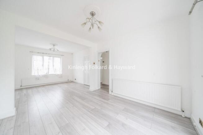 Through Lounge - Ima