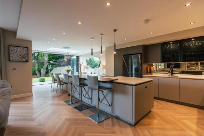 Dining Kitchen