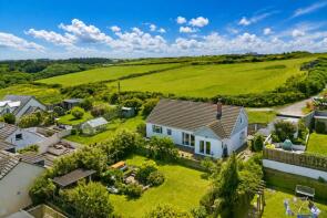 Atlantic View Bungalow, Access To Bramhall, Mawgan Porth, Newquay TR8 4AL